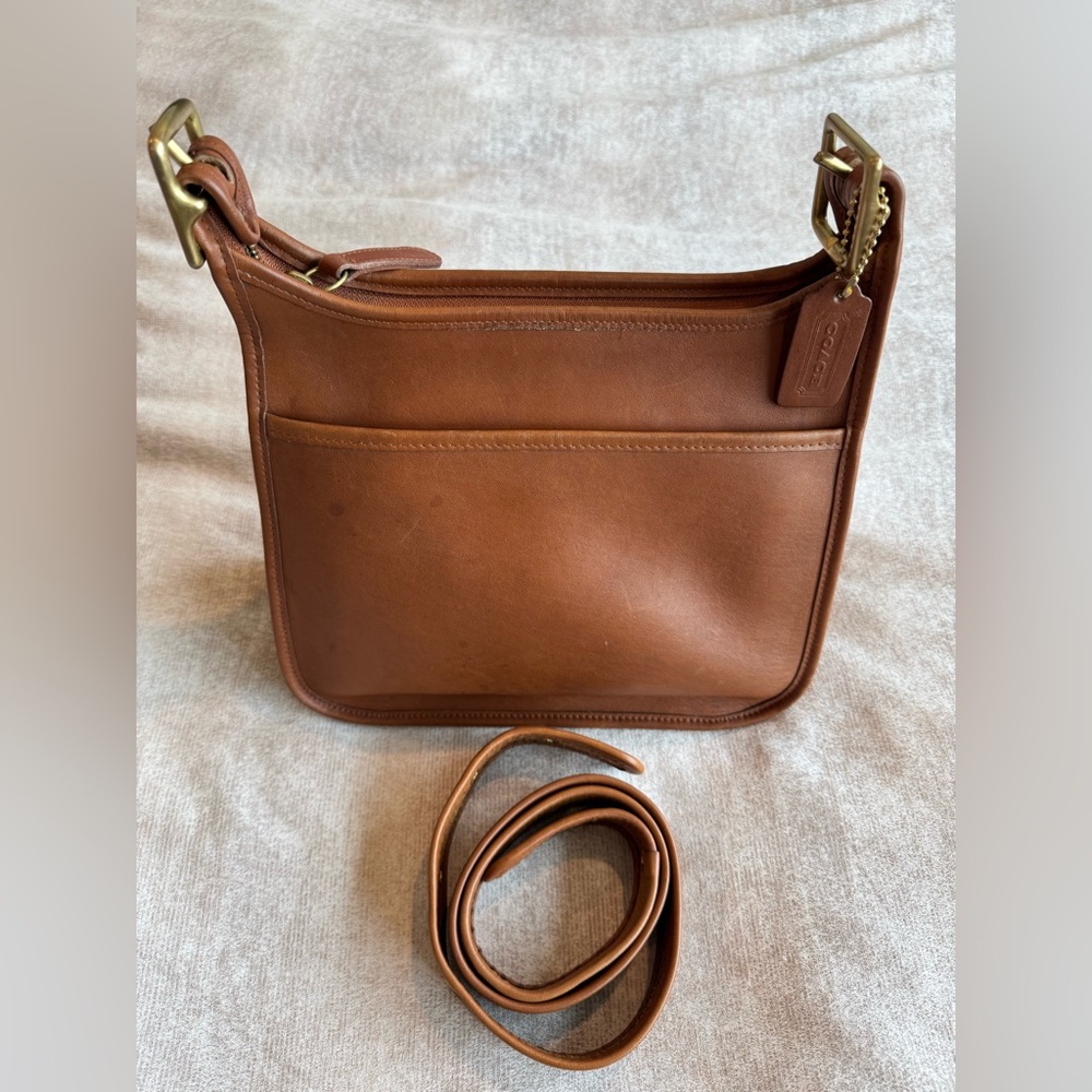 Vintage Coach Legacy Zip 9966 - British Tan